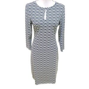 Ellie Kai navy & white graphic print long sleeve jersey dress keyhole front 4
